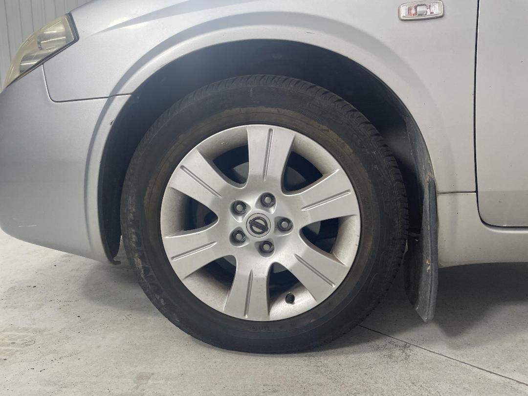 Photo '8' of Nissan Primera F/Lift