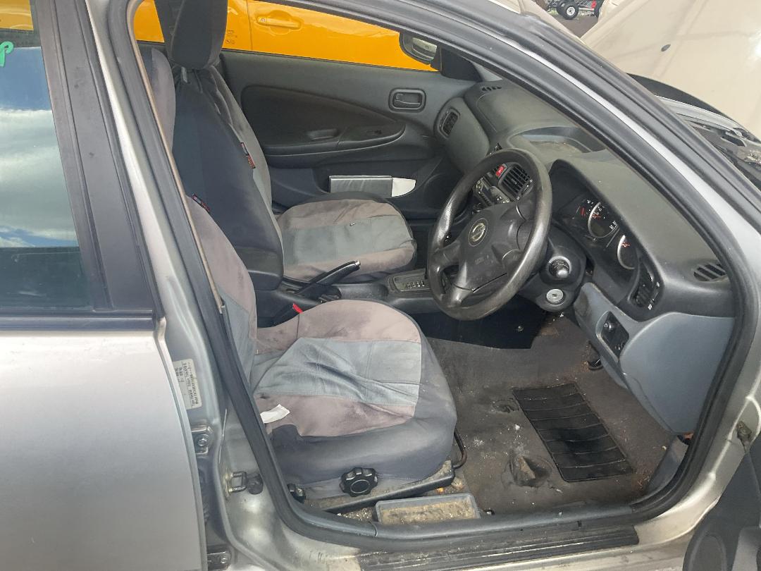 Photo '22' of Nissan Pulsar