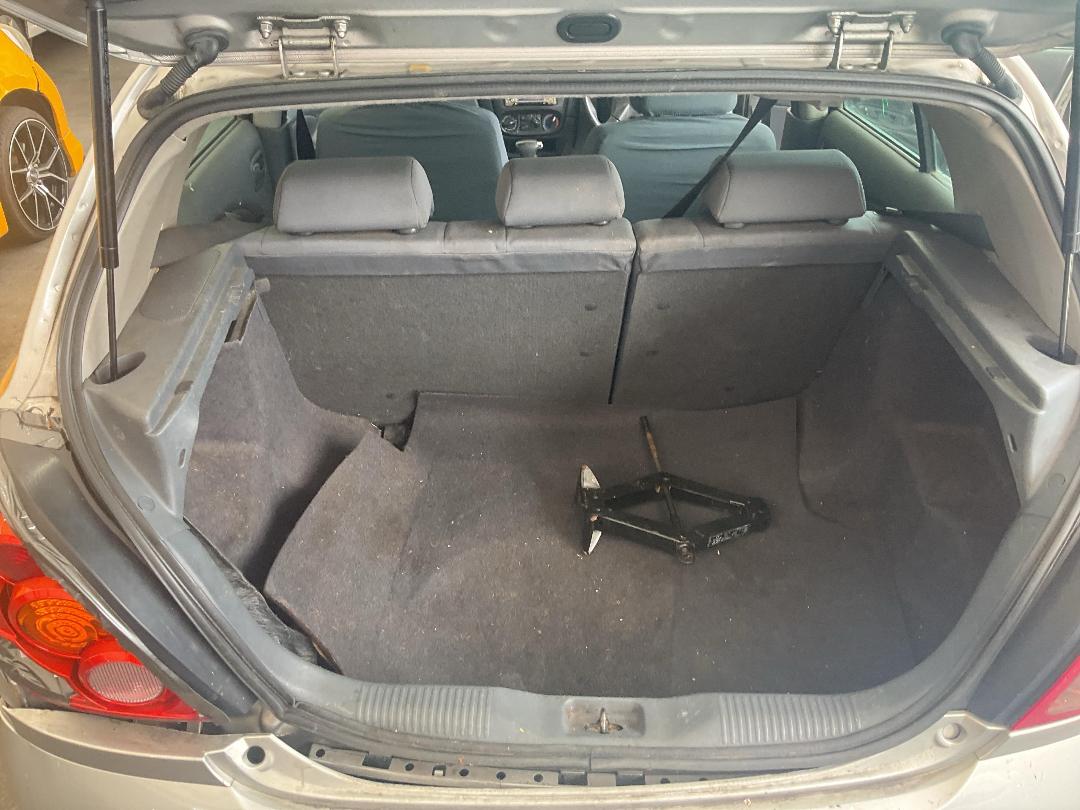 Photo '25' of Nissan Pulsar