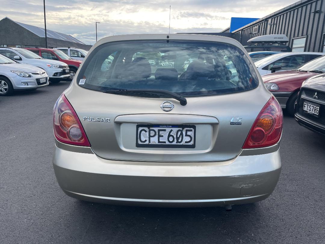 Photo '5' of Nissan Pulsar LS