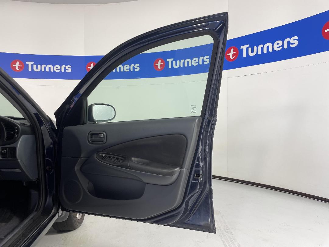 Photo '15' of Nissan Pulsar