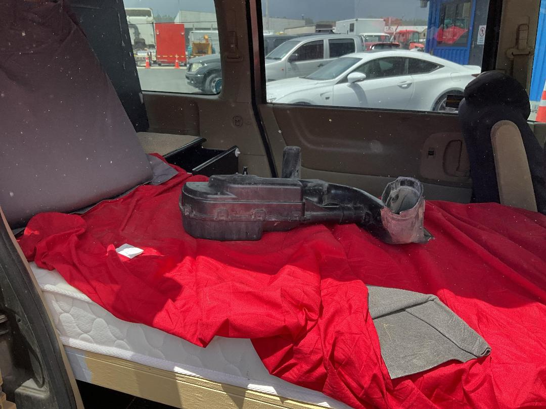 Photo '18' of Nissan Serena Photo '18' of Nissan Serena