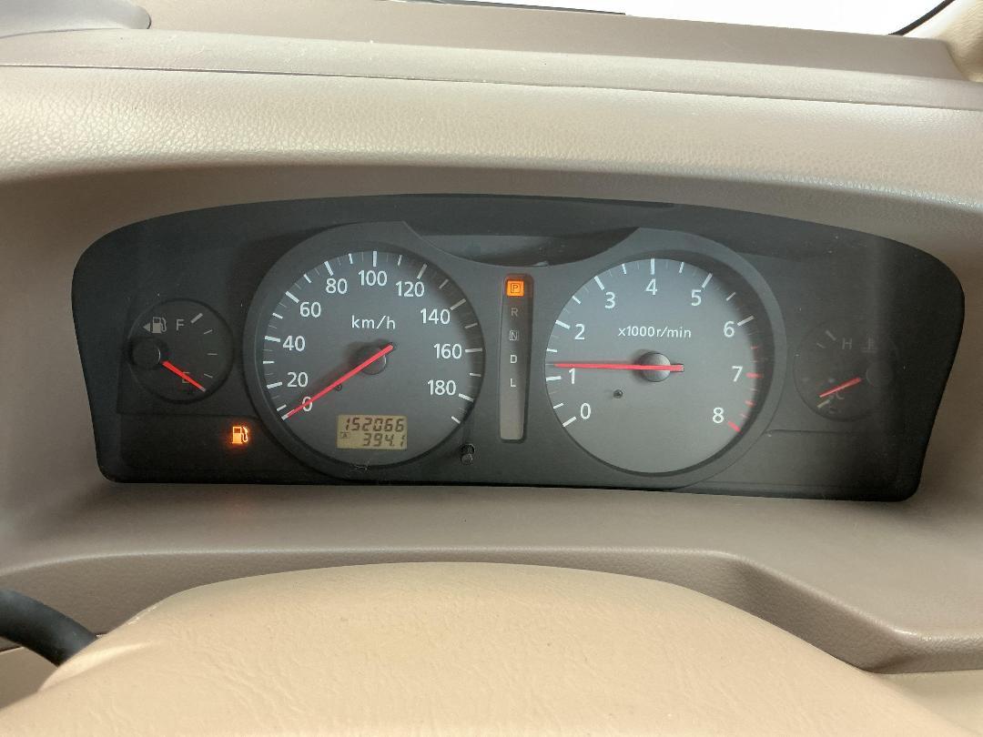 Photo '20' of Nissan Serena Photo '20' of Nissan Serena