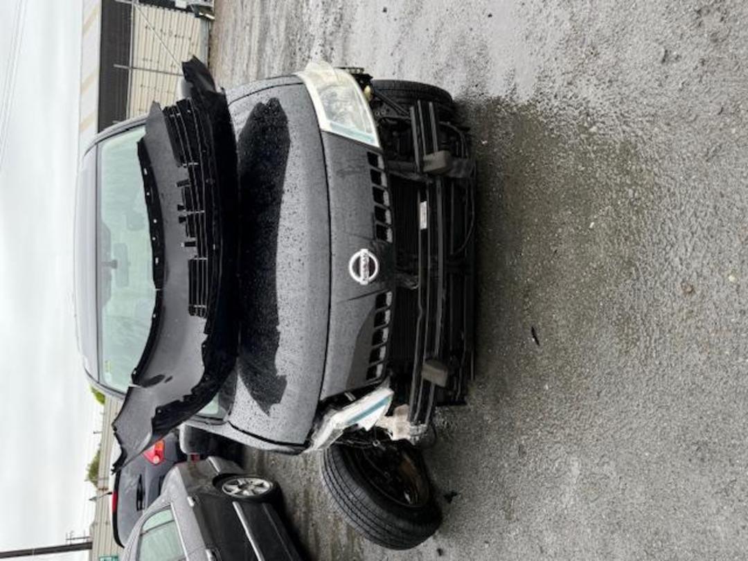 Photo '3' of Nissan Serena Photo '3' of Nissan Serena