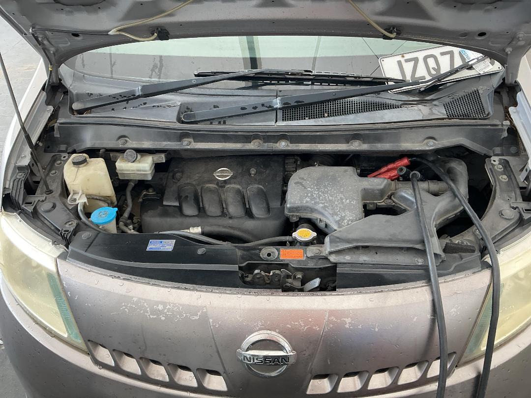 Photo '10' of Nissan Serena Photo '10' of Nissan Serena