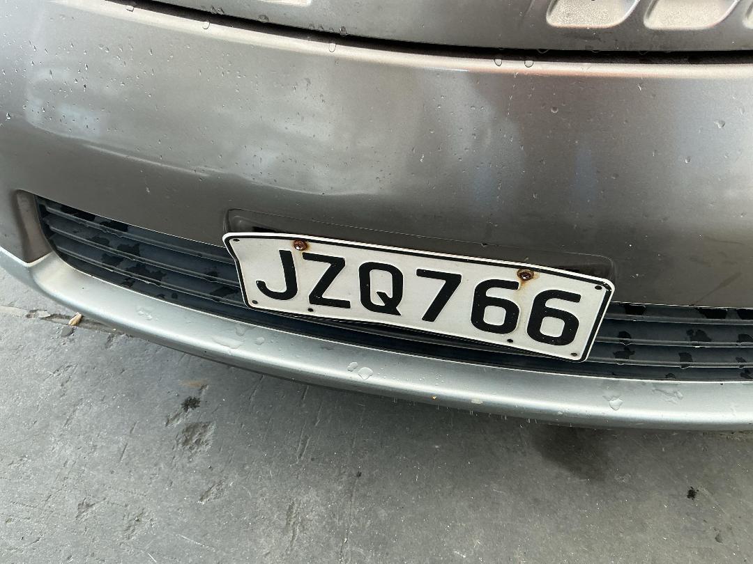 Photo '9' of Nissan Serena Photo '9' of Nissan Serena