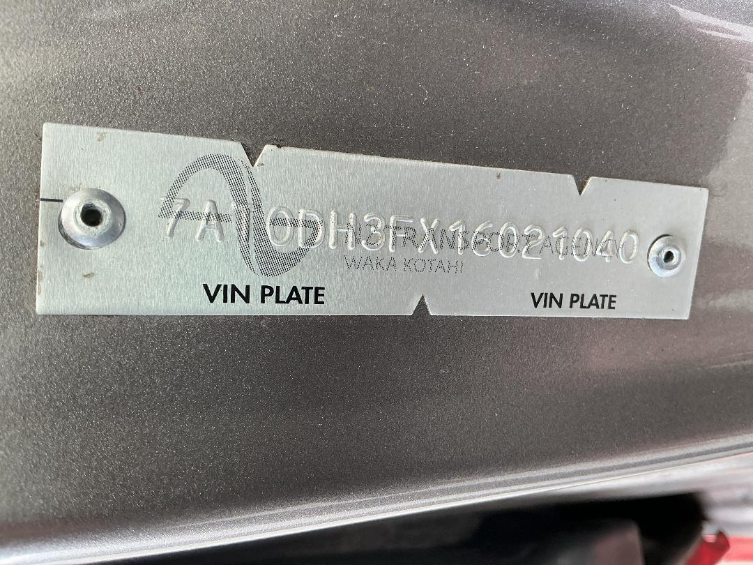 Photo '19' of Nissan Serena Photo '19' of Nissan Serena