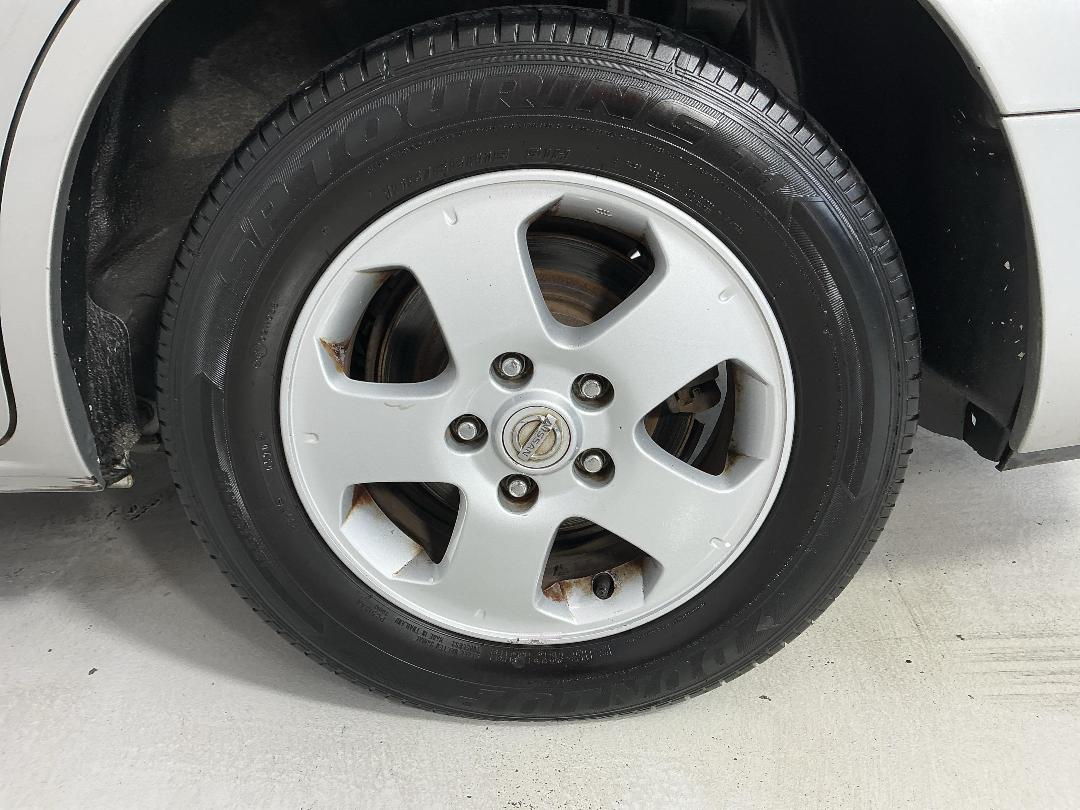 Photo '11' of Nissan Serena Photo '11' of Nissan Serena