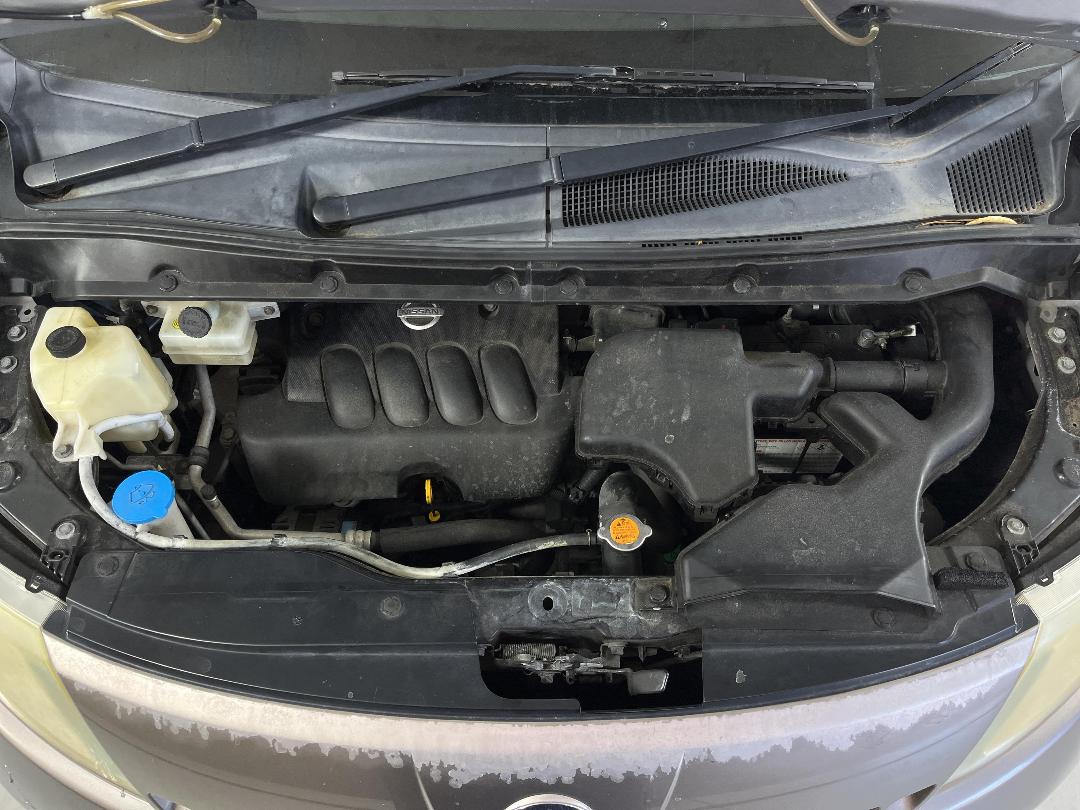 Photo '11' of Nissan Serena