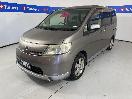 Thumbnail '3' of Nissan Serena