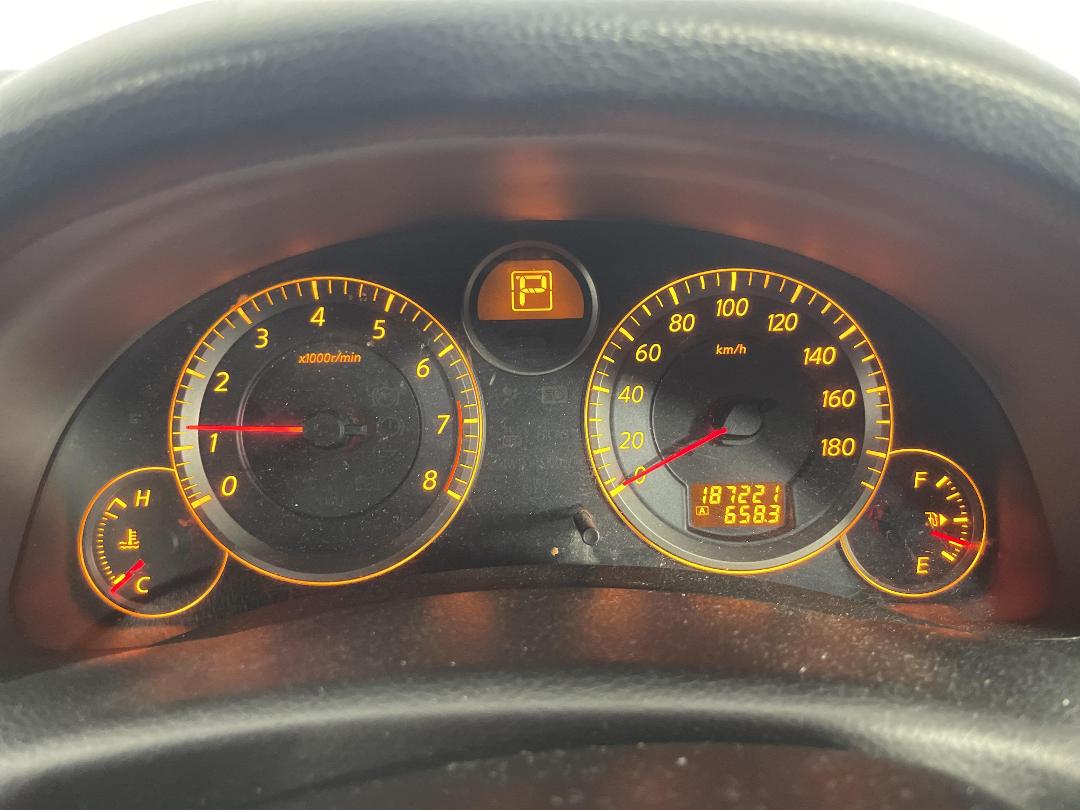 Photo '19' of Nissan Skyline