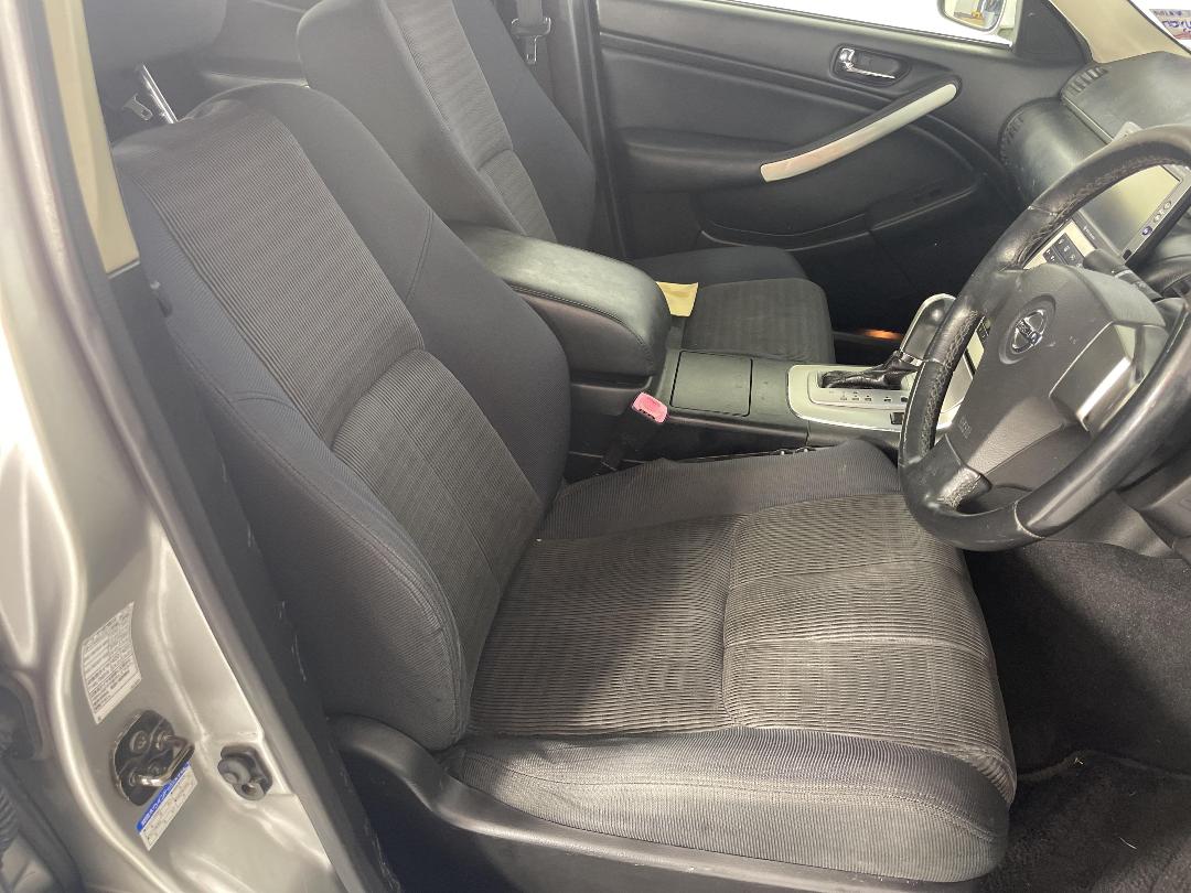 Photo '14' of Nissan Skyline