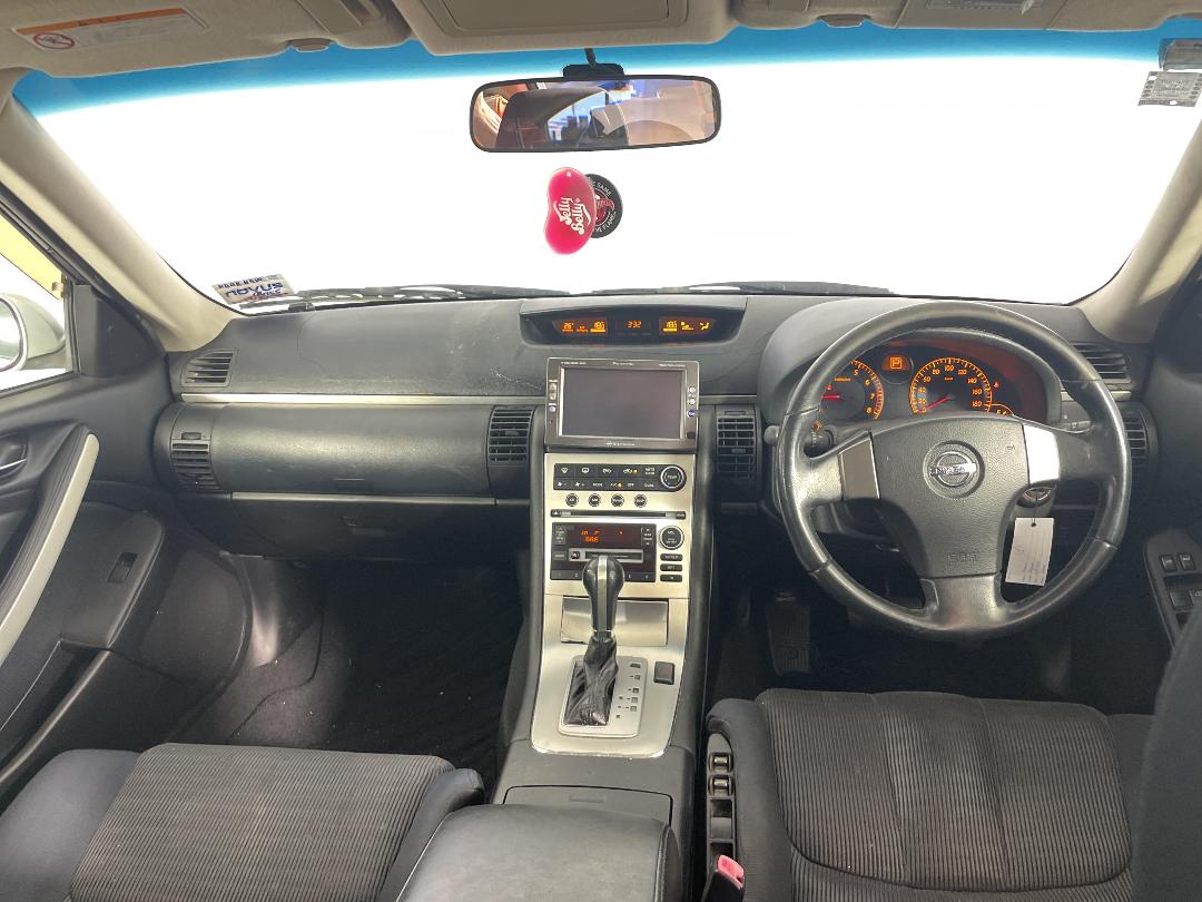 Photo '15' of Nissan Skyline