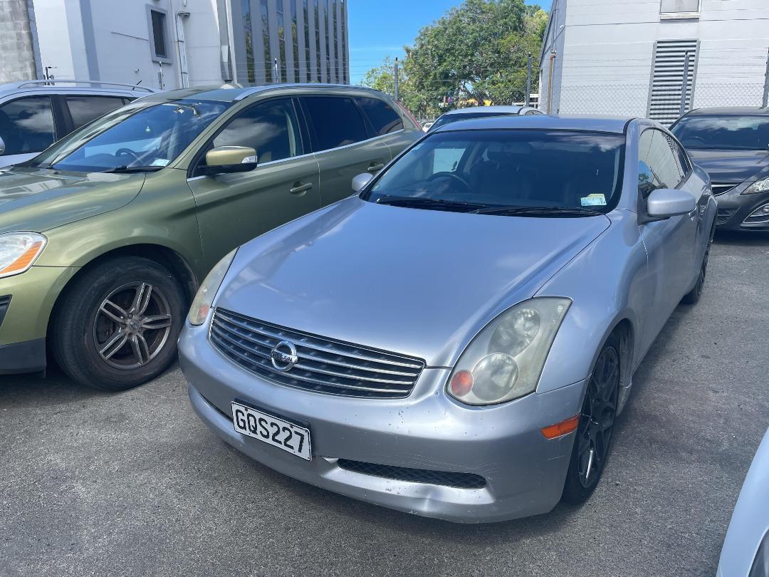 Photo '2' of Nissan Skyline