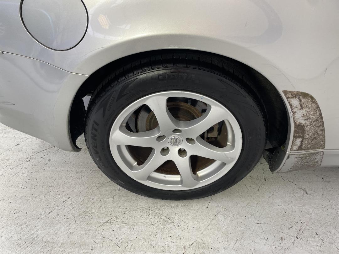 Photo '12' of Nissan Skyline