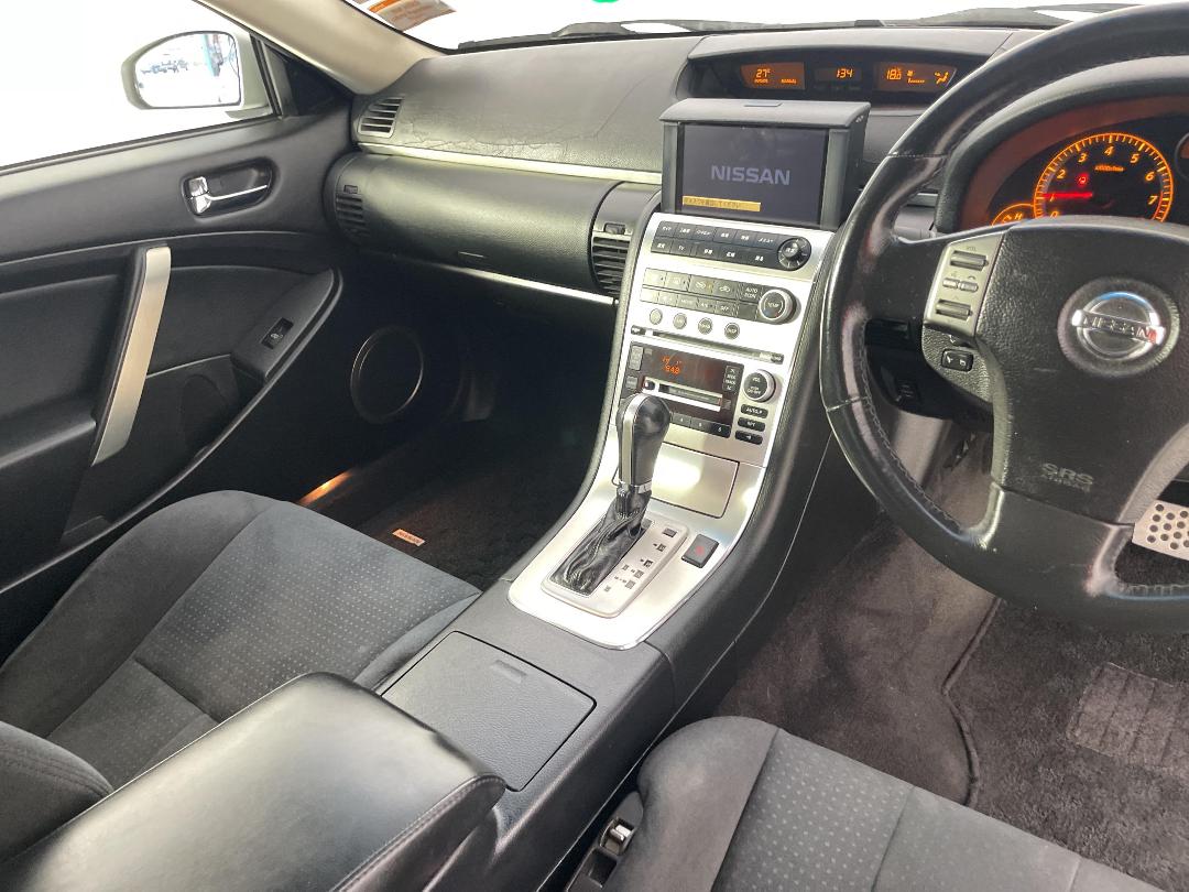 Photo '18' of Nissan Skyline