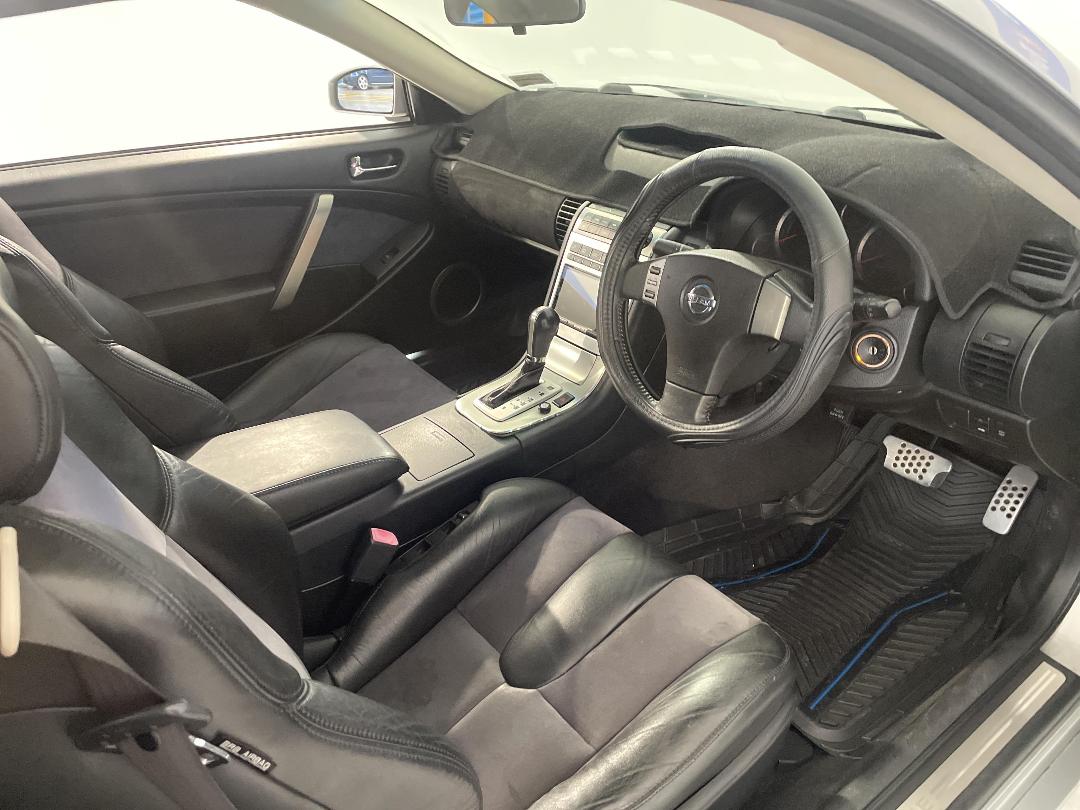 Photo '16' of Nissan Skyline