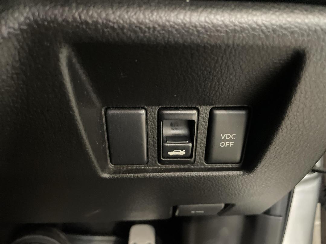 Photo '23' of Nissan Skyline