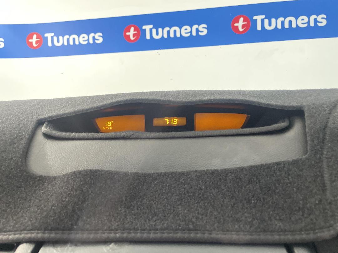 Photo '26' of Nissan Skyline