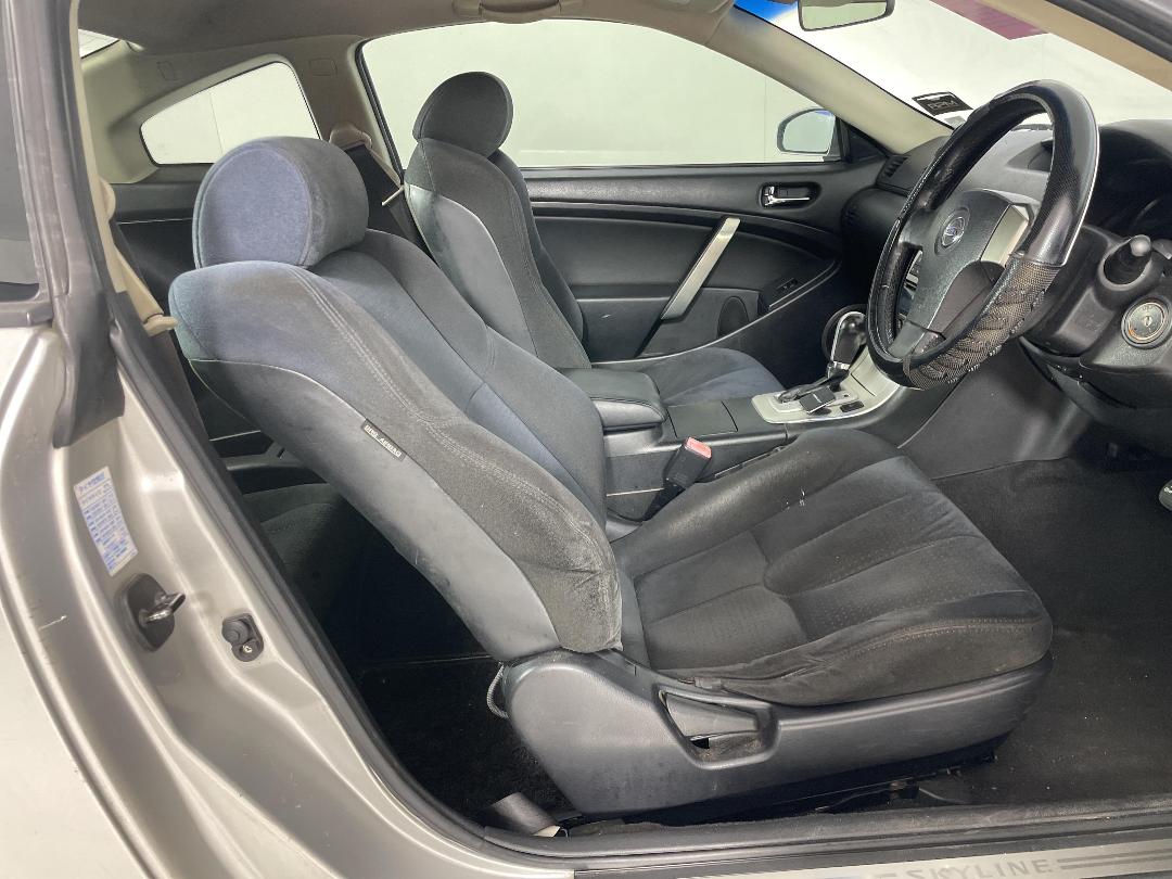 Photo '14' of Nissan Skyline 350GT