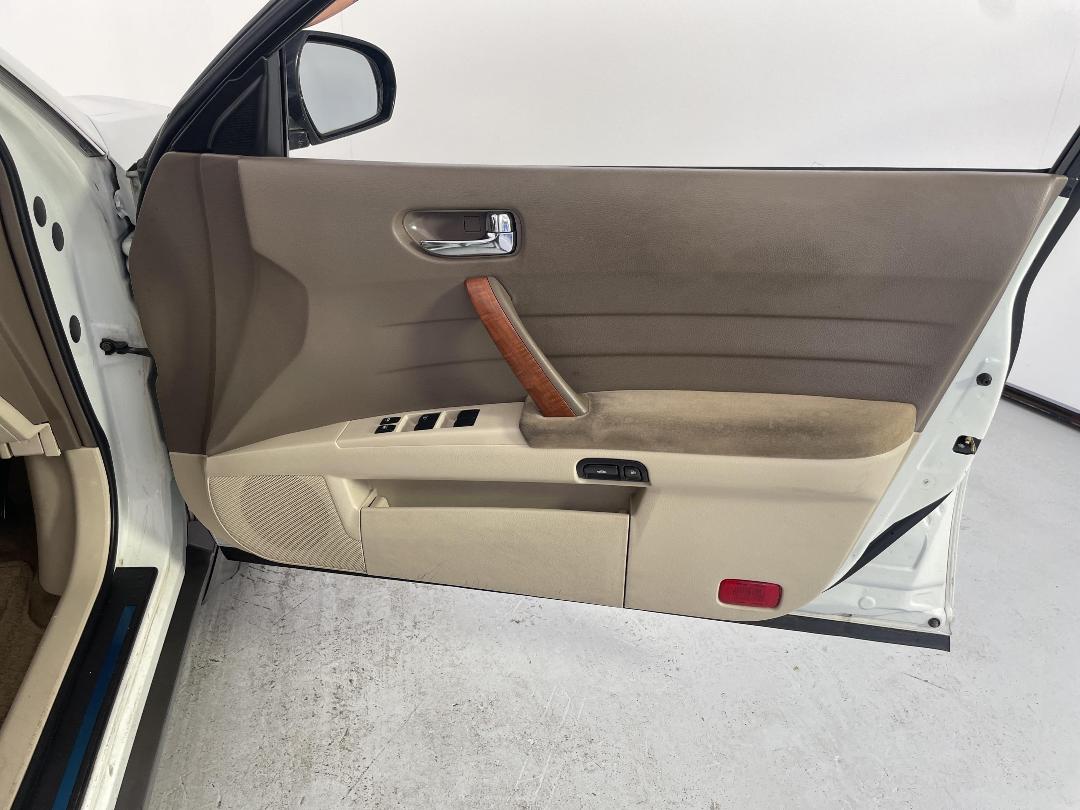 Photo '15' of Nissan Teana