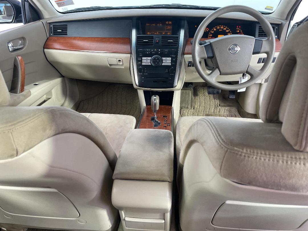 Photo '17' of Nissan Teana