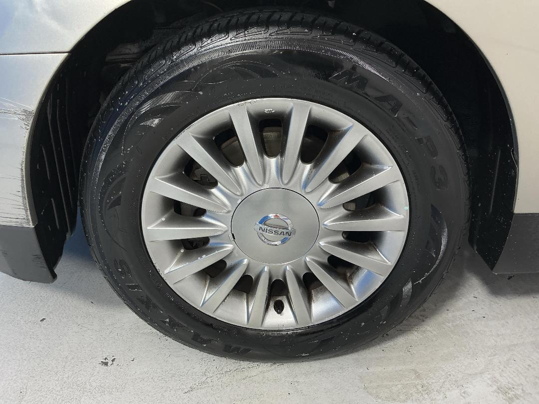 Photo '10' of Nissan Teana