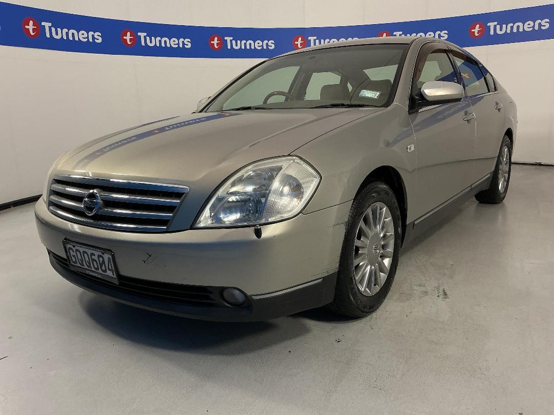 Photo '4' of Nissan Teana