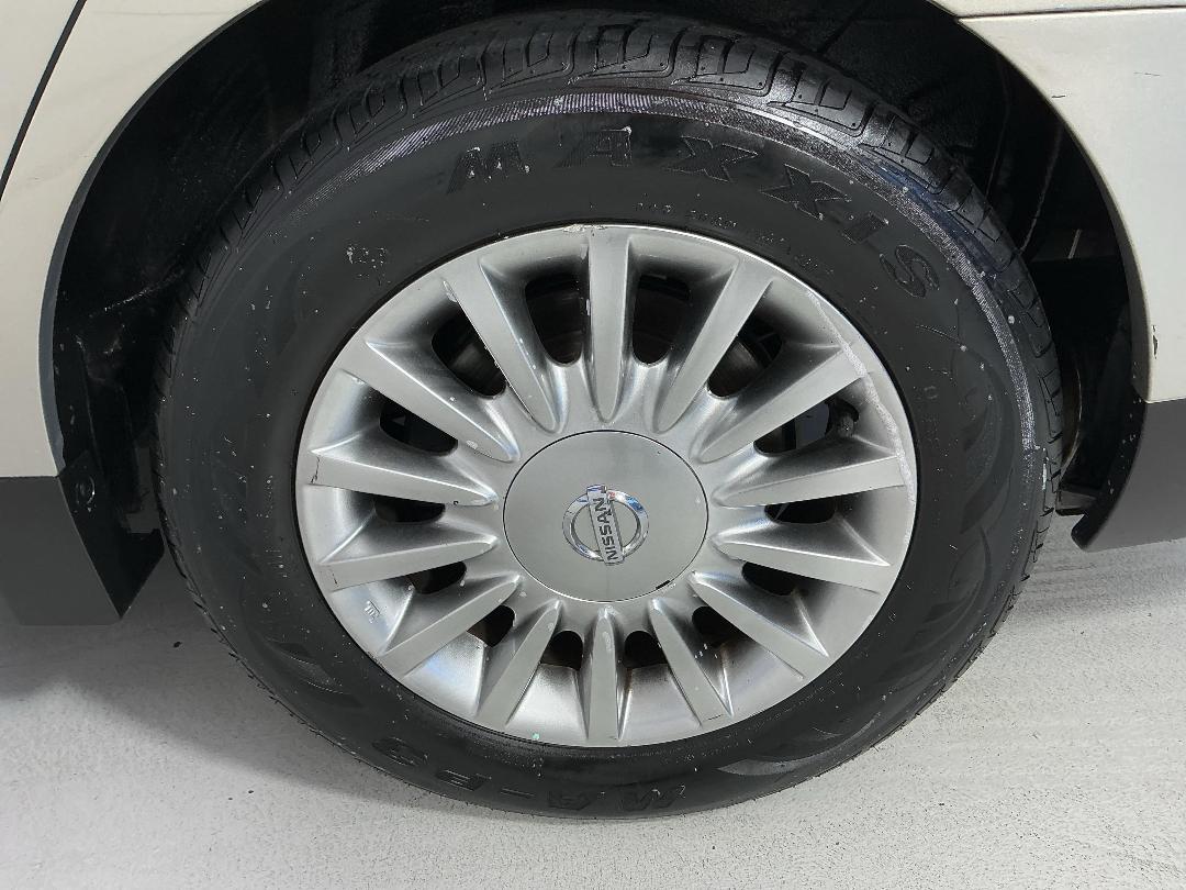 Photo '11' of Nissan Teana