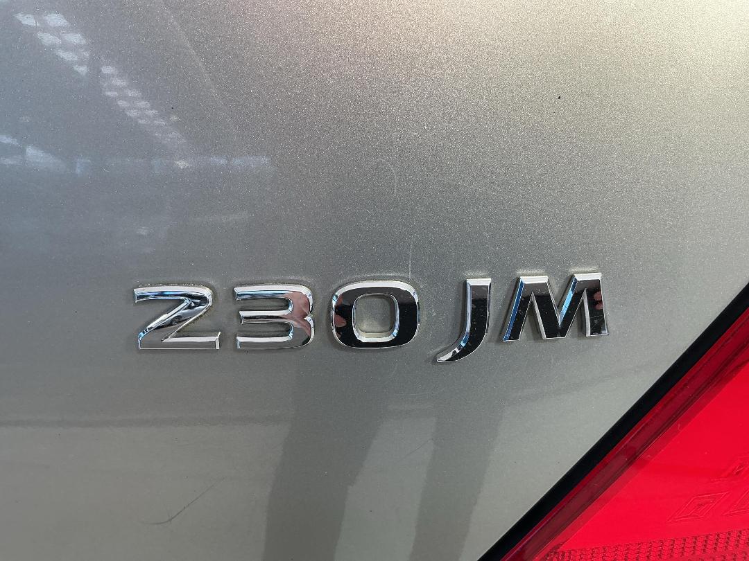 Photo '28' of Nissan Teana