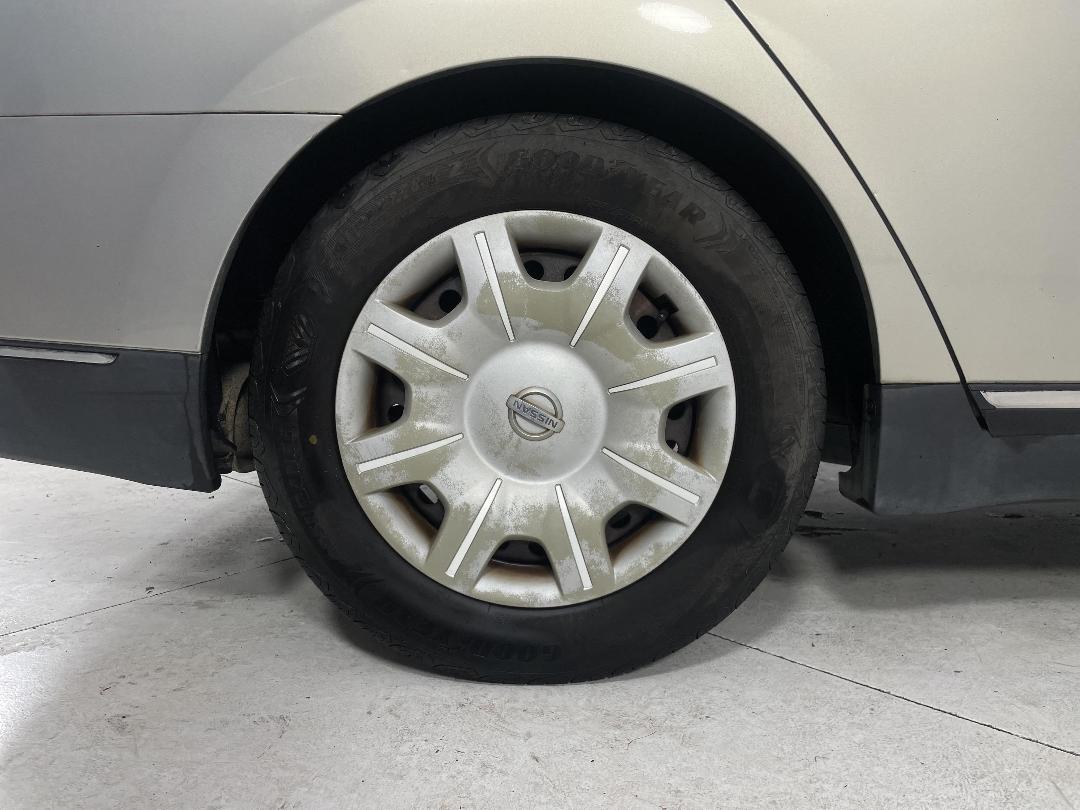 Photo '12' of Nissan Teana