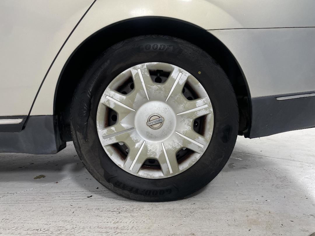 Photo '11' of Nissan Teana