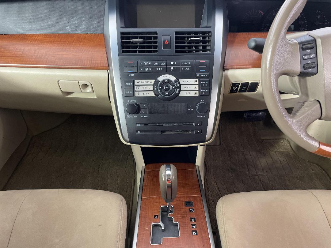 Photo '18' of Nissan Teana