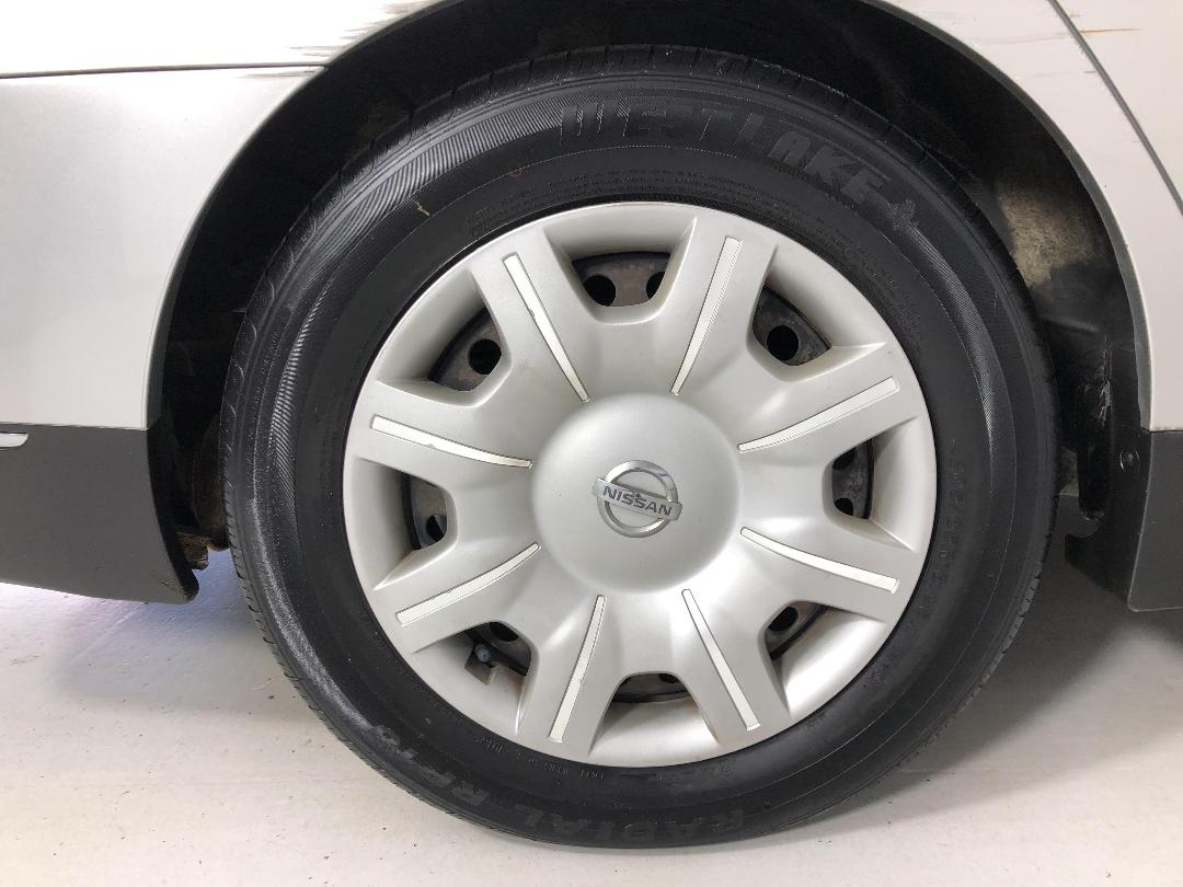 Photo '12' of Nissan Teana