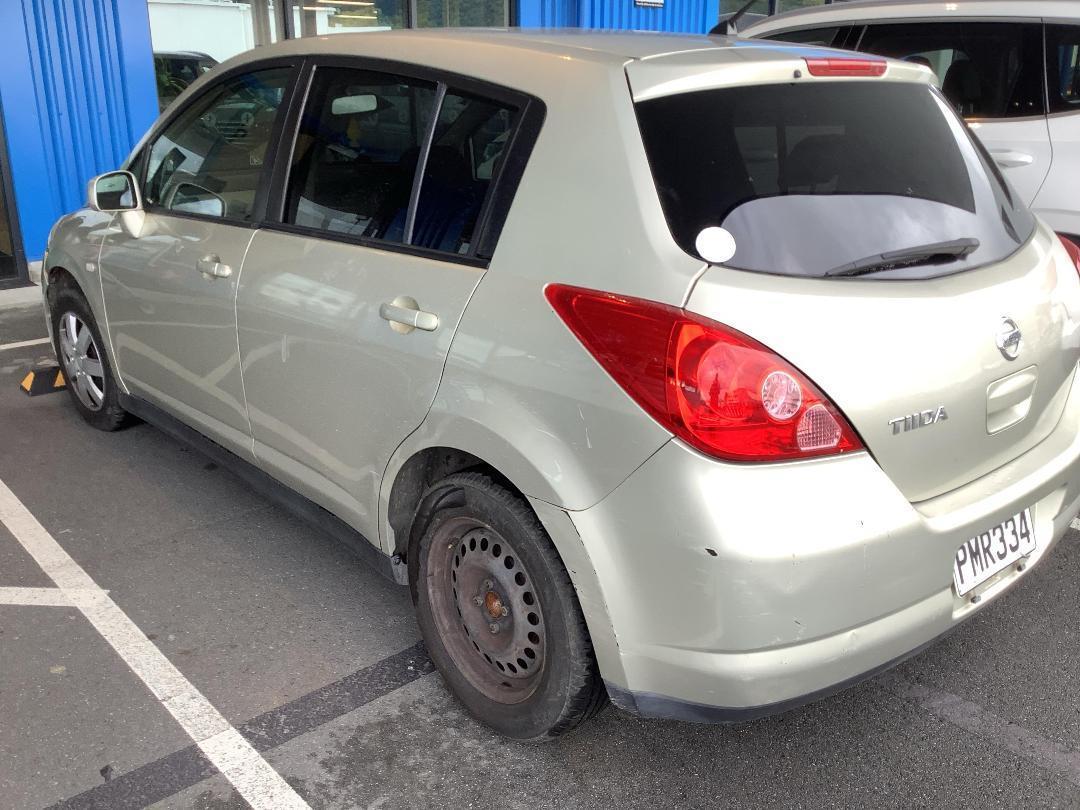 Photo '3' of Nissan Tiida Photo '3' of Nissan Tiida