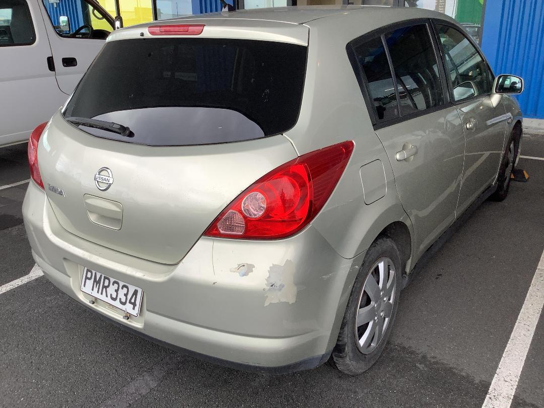 Photo '4' of Nissan Tiida Photo '4' of Nissan Tiida