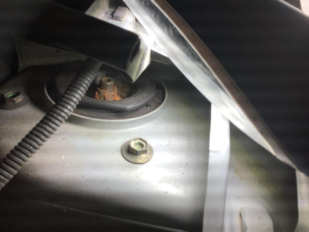 Photo '10' of Nissan Tiida Photo '10' of Nissan Tiida