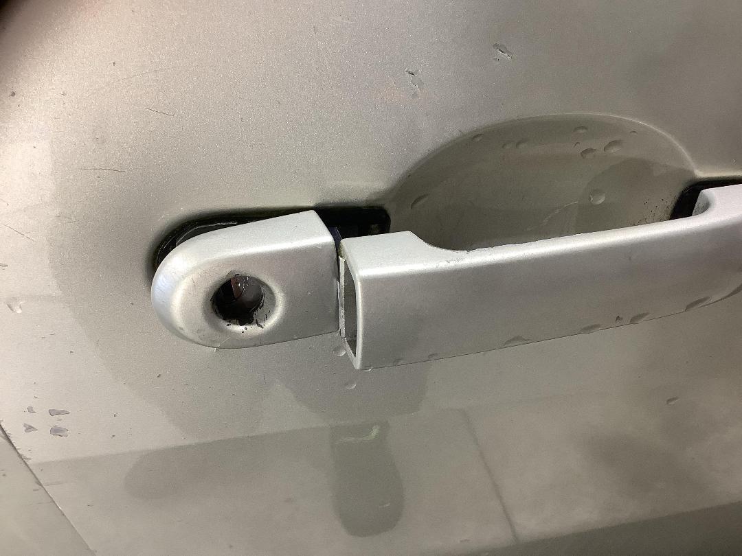 Photo '16' of Nissan Tiida Photo '16' of Nissan Tiida