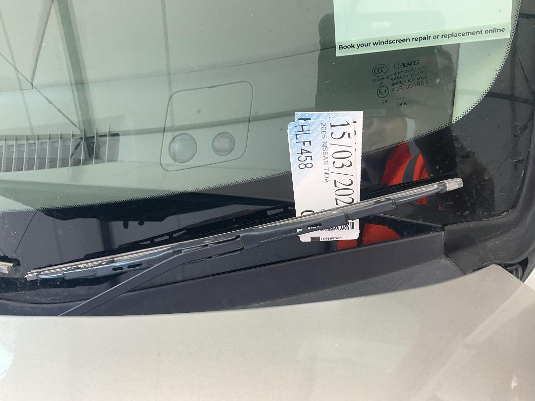 Photo '23' of Nissan Tiida