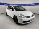 Thumbnail '1' of Nissan Tiida