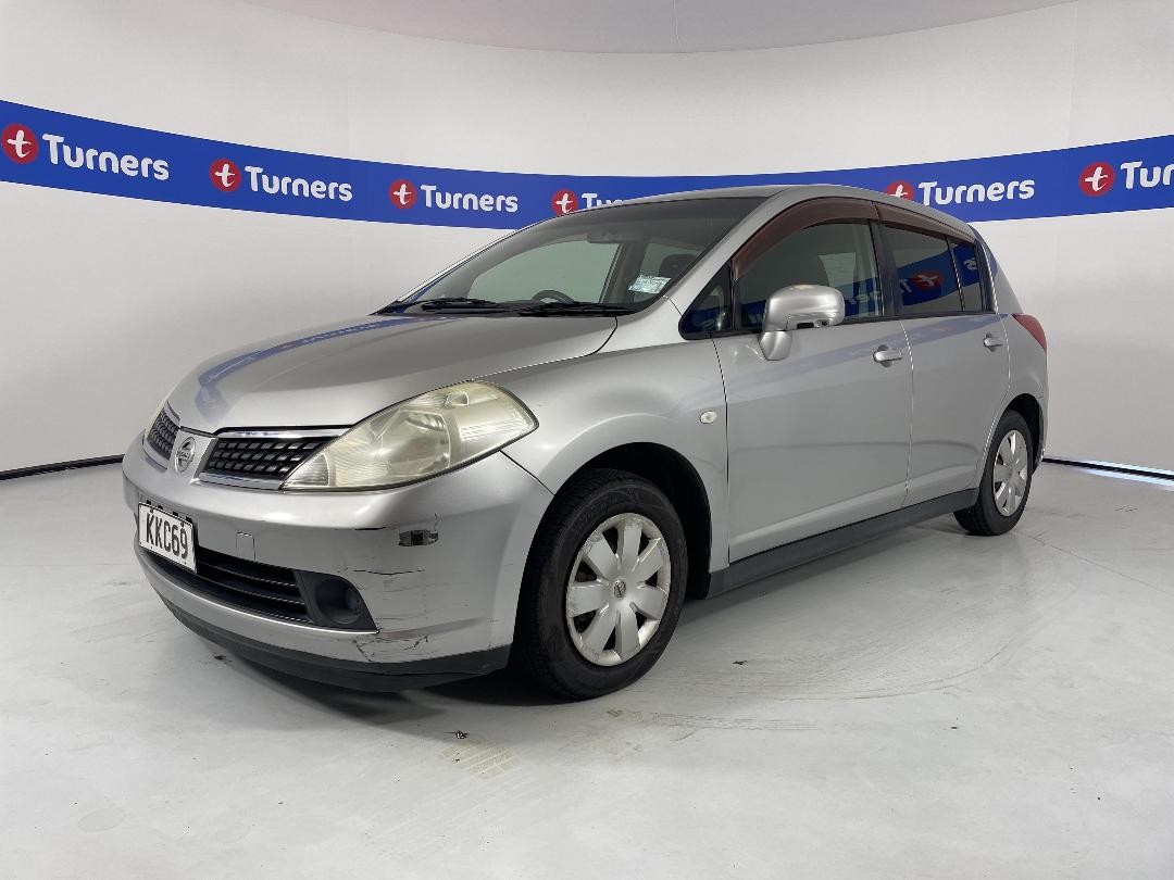 Photo '4' of Nissan Tiida