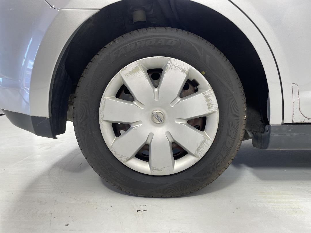 Photo '12' of Nissan Tiida