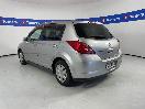 Thumbnail '5' of Nissan Tiida