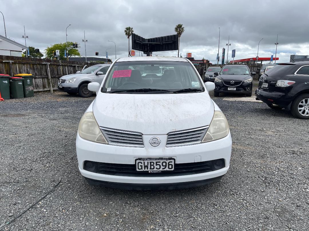 Photo '2' of Nissan Tiida Photo '2' of Nissan Tiida