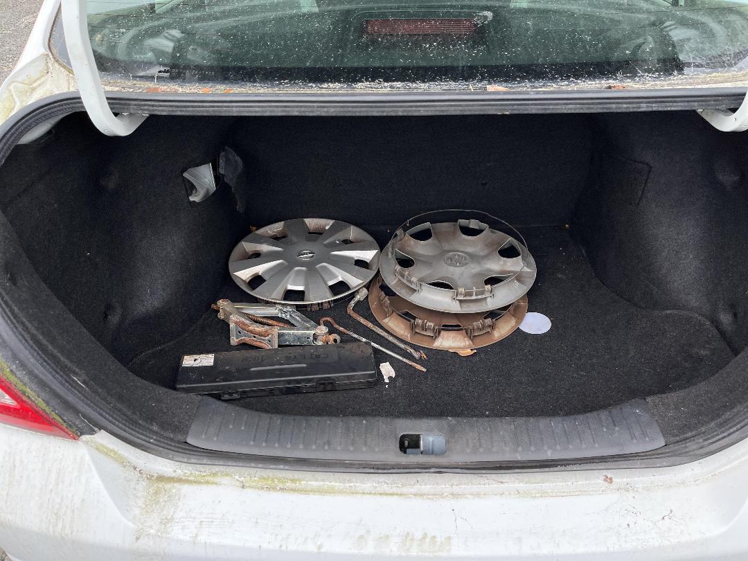 Photo '12' of Nissan Tiida Photo '12' of Nissan Tiida