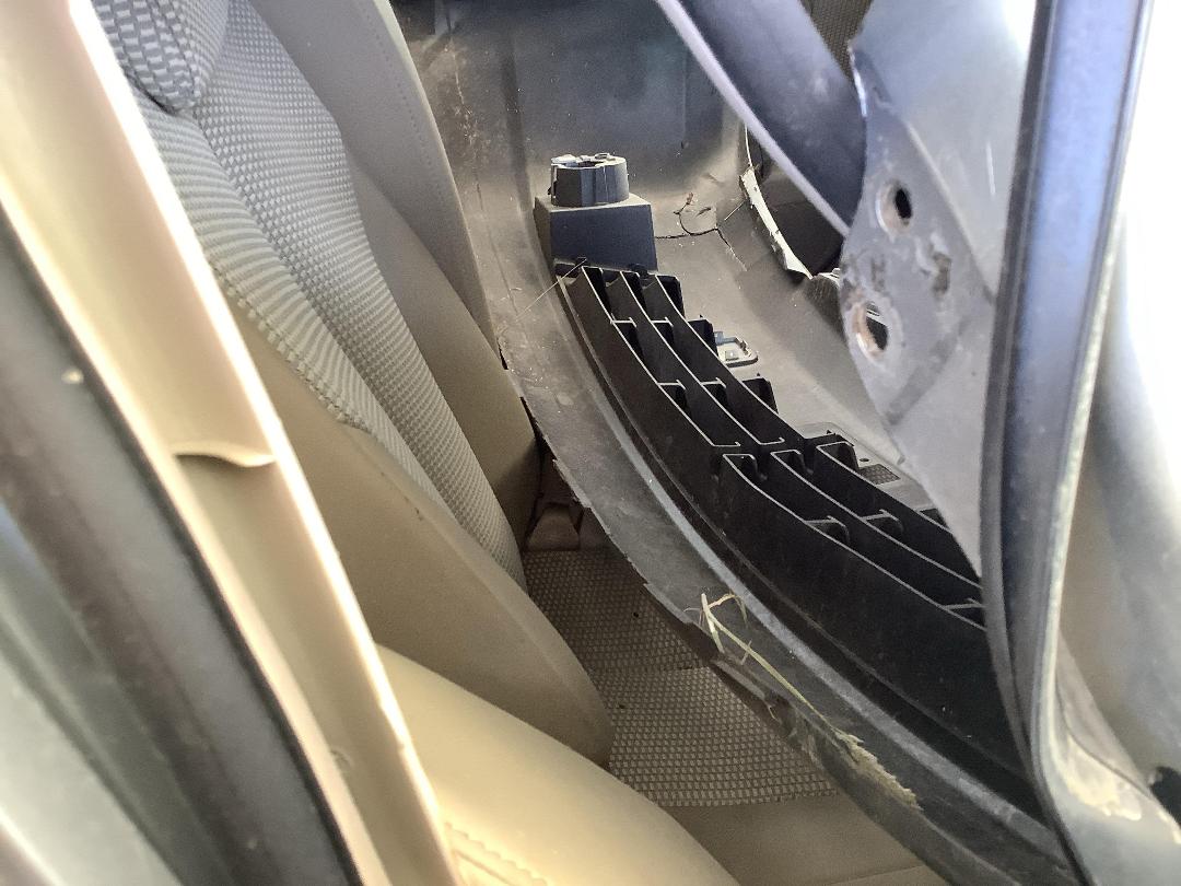 Photo '11' of Nissan Tiida Photo '11' of Nissan Tiida