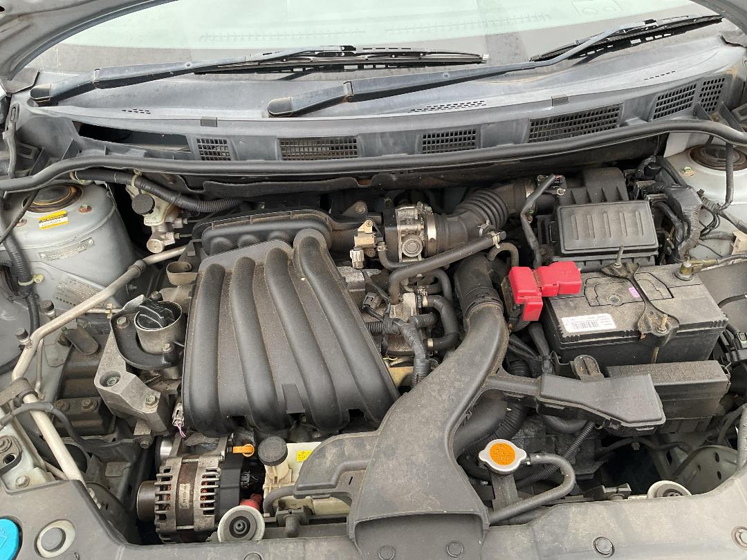 Photo '10' of Nissan Tiida Photo '10' of Nissan Tiida