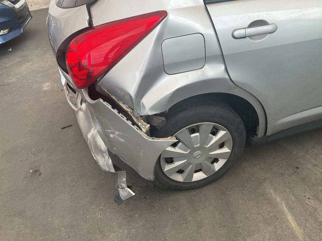 Photo '14' of Nissan Tiida Photo '14' of Nissan Tiida