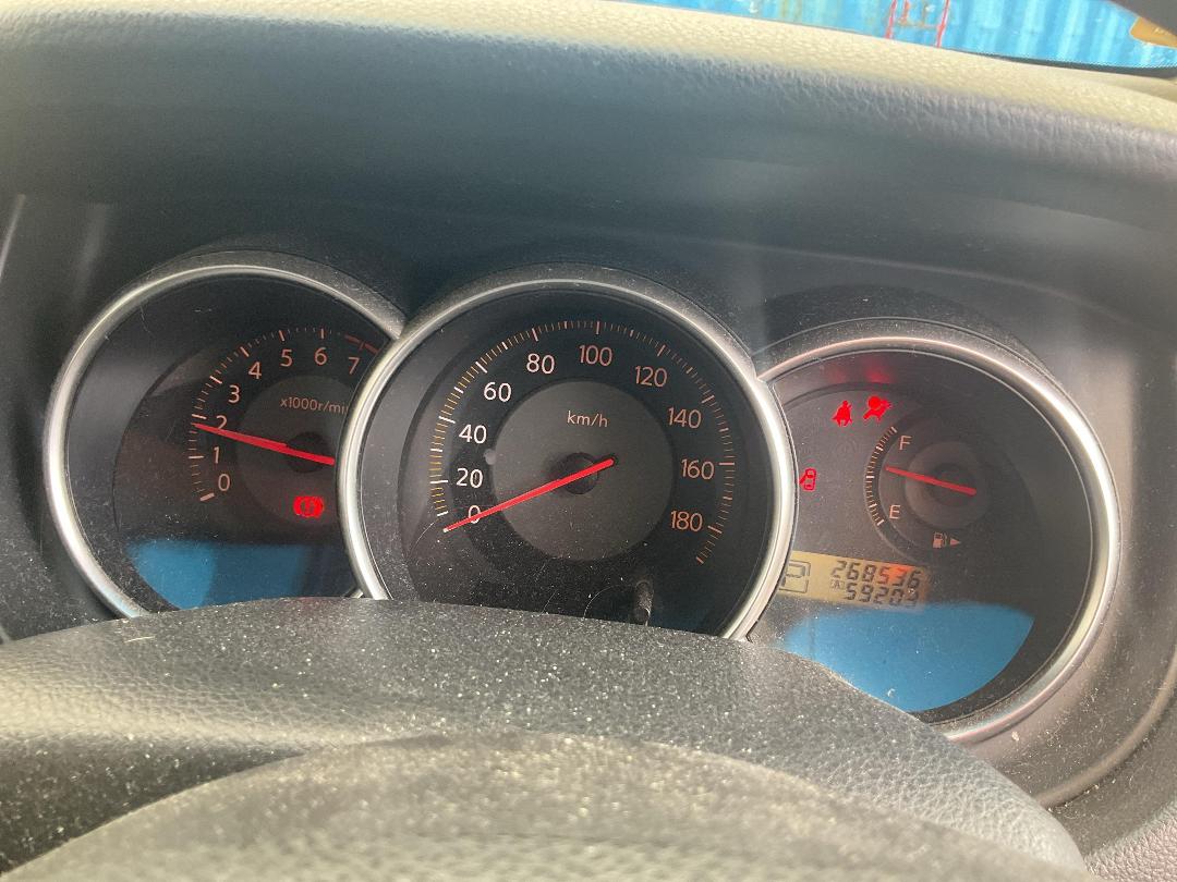 Photo '19' of Nissan Tiida Photo '19' of Nissan Tiida