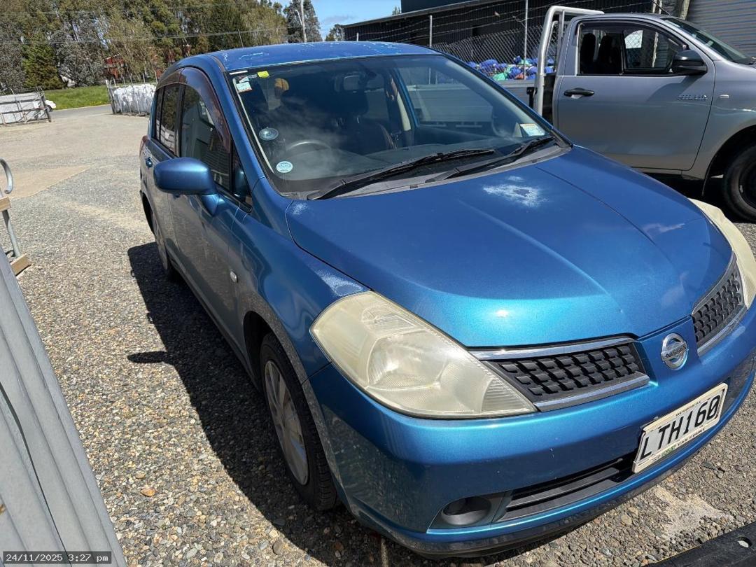 Photo '3' of Nissan Tiida Photo '3' of Nissan Tiida